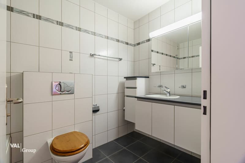 Lichtdurchflutete Wohnung mit Talsicht in familienfreundlichem Quartier (13)