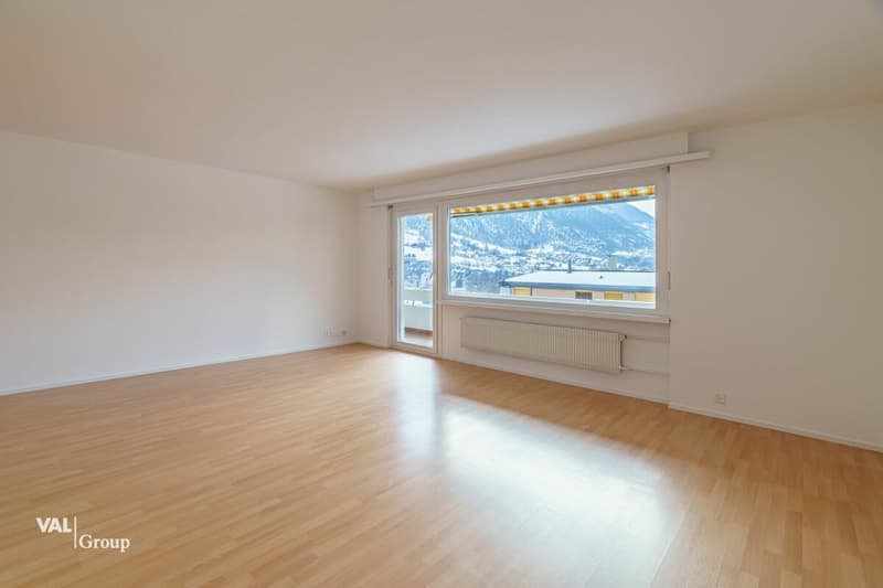 Lichtdurchflutete Wohnung mit Talsicht in familienfreundlichem Quartier (4)
