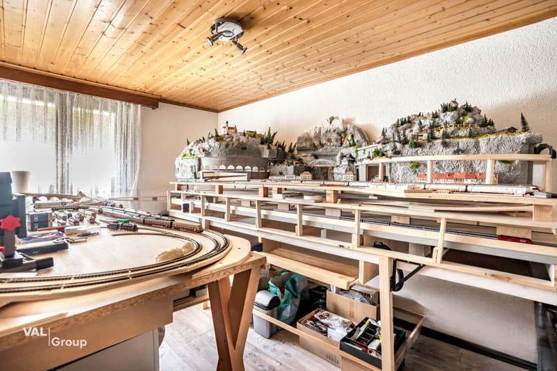 Gemütliches Haus mit Garten, Doppelgarage und Anbau (8)