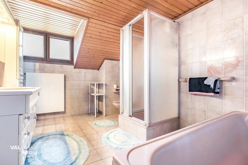 Gemütliches Haus mit Garten, Doppelgarage und Anbau (9)