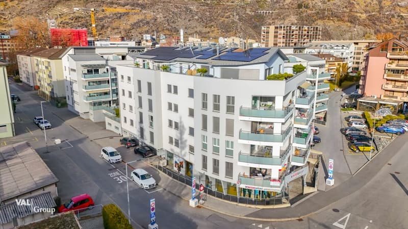 Moderne 2.5-Zimmerwohnung an zentraler Lage in Visp (1)