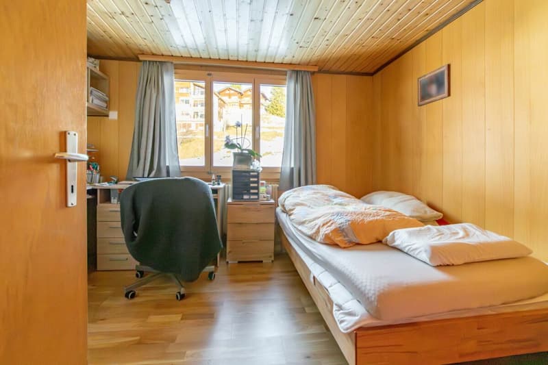 5.5-room attic apartment in Bellwald - spacious, quiet, with mountain view (8)