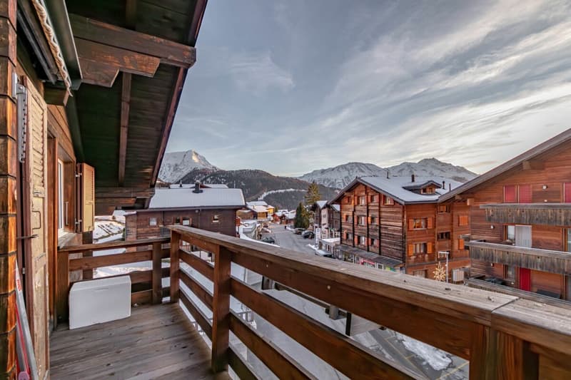 5.5-room attic apartment in Bellwald - spacious, quiet, with mountain view (12)
