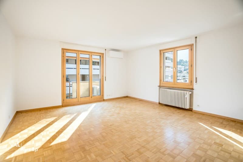 6.5 ZWG direkt am Bahnhof in Brig! (3)