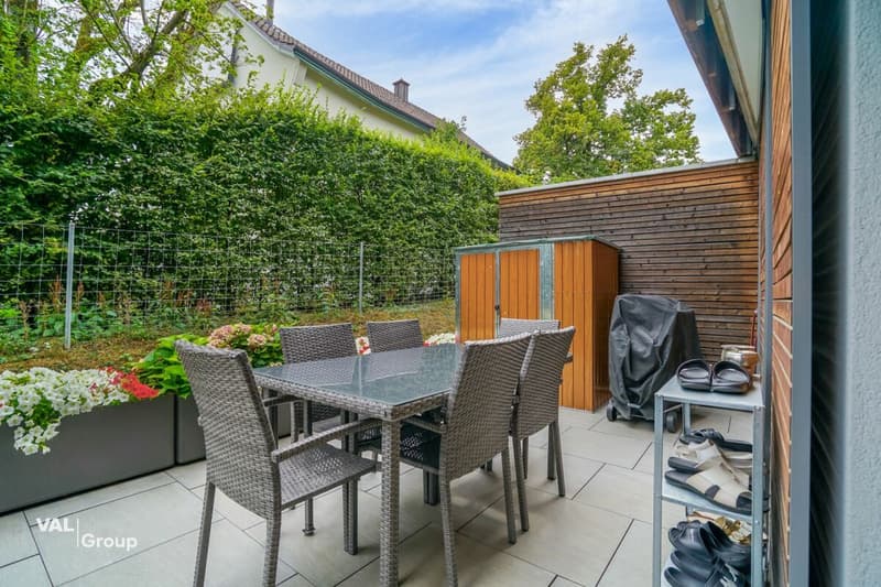 Attraktive 2.5-Zimmer-Wohnung mit grosser Terrasse an zentraler Lage in Bülach (7)