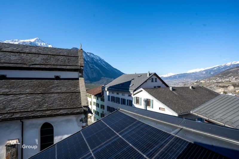 Kernsaniertes Walliserhaus im alten Dorfkern von Leuk (13)