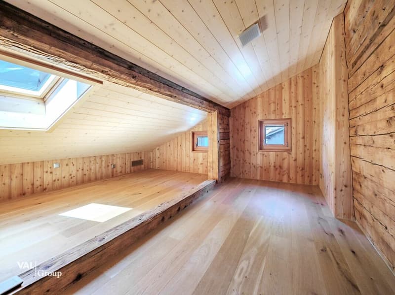 Kernsaniertes Walliserhaus im alten Dorfkern von Leuk (9)