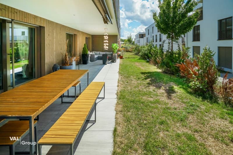 Hochwertige 3.5-Zimmer Gartenwohnung mit Smart Home und privatem Fitnessraum (10)