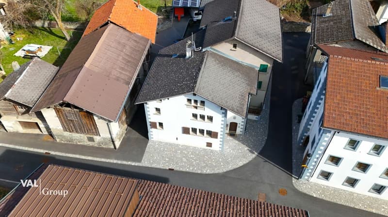 Historisches Flair und moderner Komfort in einem einzigartigen Zweifamilienhaus (12)