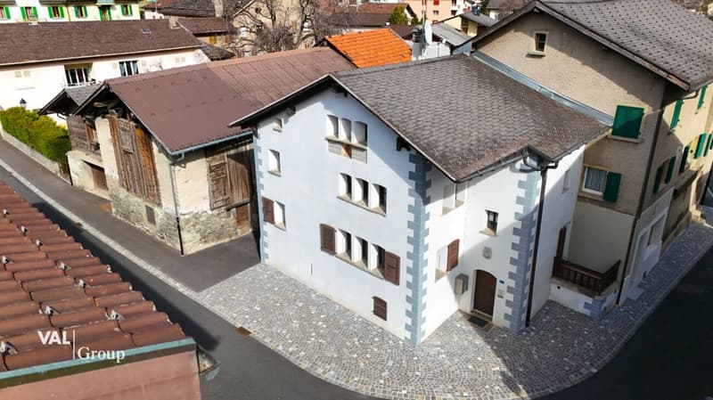 Historisches Flair und moderner Komfort in einem einzigartigen Zweifamilienhaus (1)