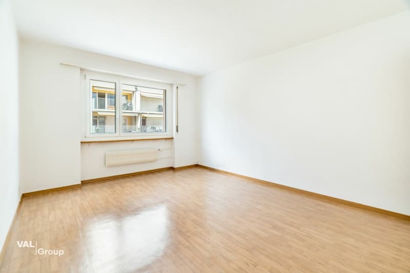 Zentrale 3.5-Zimmer-Wohnung mit Balkon in Visp (10)