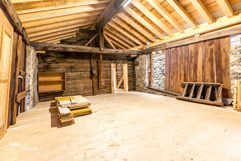Ein Haus mit Geschichte, Seele und seltenem Charakter (37)