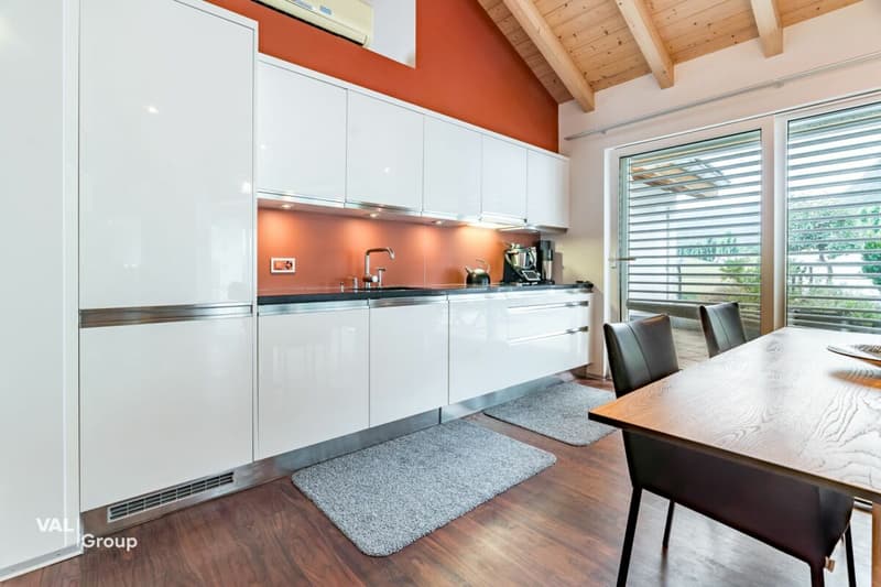 Exklusive 4.5-Zimmer-Attikawohnung mit grosszügiger Terrasse und Sauna in Visp (5)