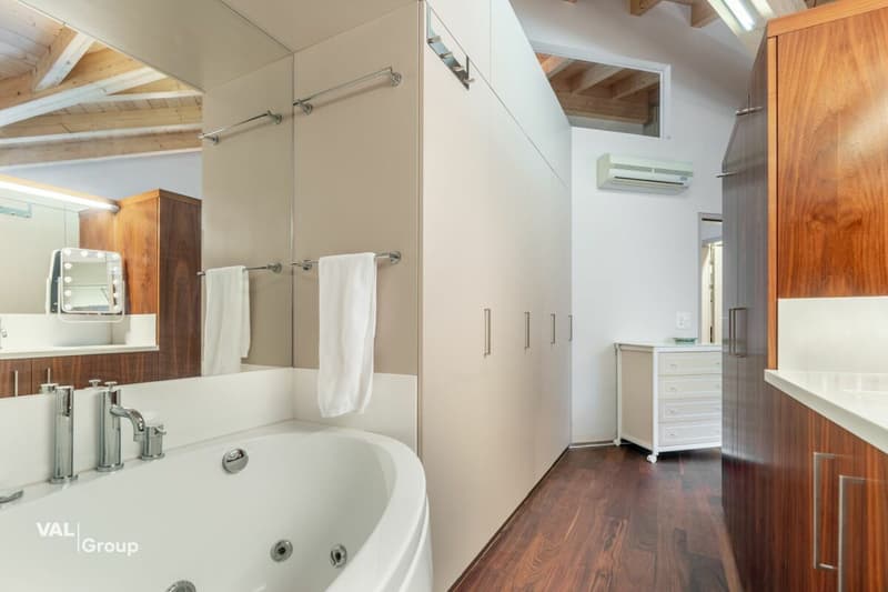 Exklusive 4.5-Zimmer-Attikawohnung mit grosszügiger Terrasse und Sauna in Visp (11)