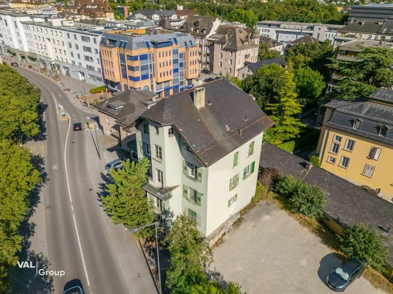 Charme et espace à deux pas du centre de Sierre (11)