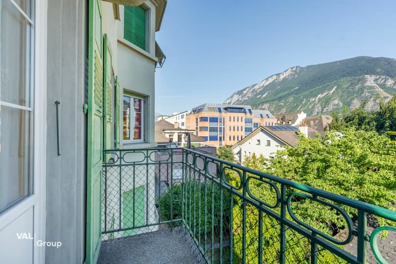Charme et espace à deux pas du centre de Sierre (8)