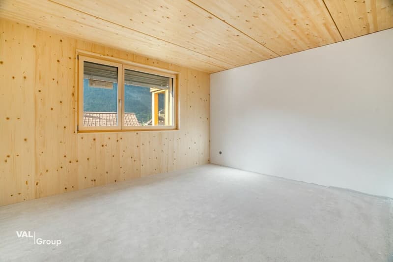 Aussergewöhnliche 5.5-Zimmer Attikawohnung in Steg (6)