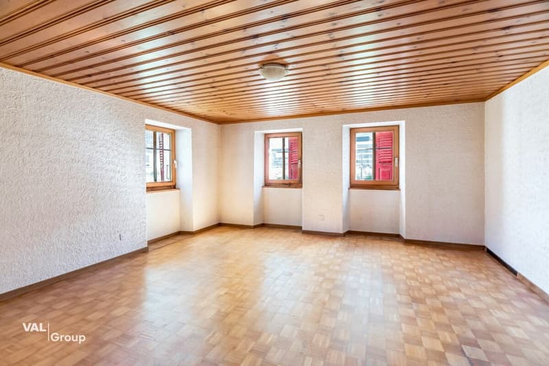 Baulandreserve mit Entwicklungspotenzial - Wohnhaus in Lalden (5)