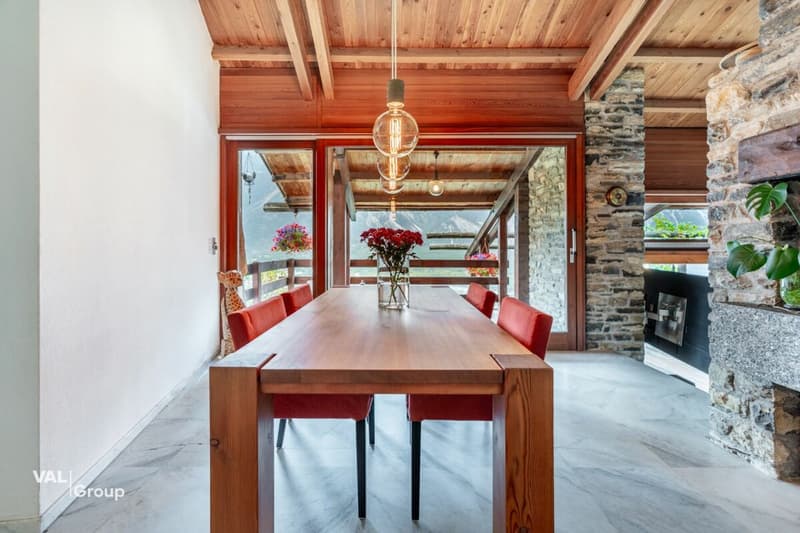 Ein Haus mit Charakter und eine Aussicht zum Verlieben (4)