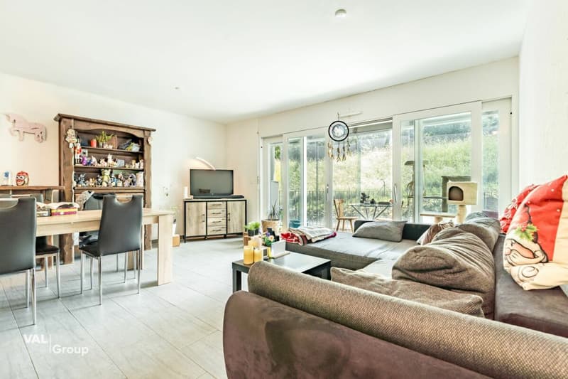 Superbe 2.5 pièces lumineux avec loggia : un investissement offrant un rendement immédiat (2)