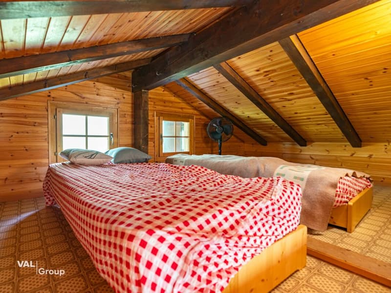 Seltenes Bijou über dem Rhonetal: Off-Grid-Chalet mit Traumaussicht (7)