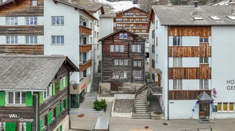 Renovierte Wohnung mit zusätzlicher Altwohnung und Ausbaupotenzial (18)