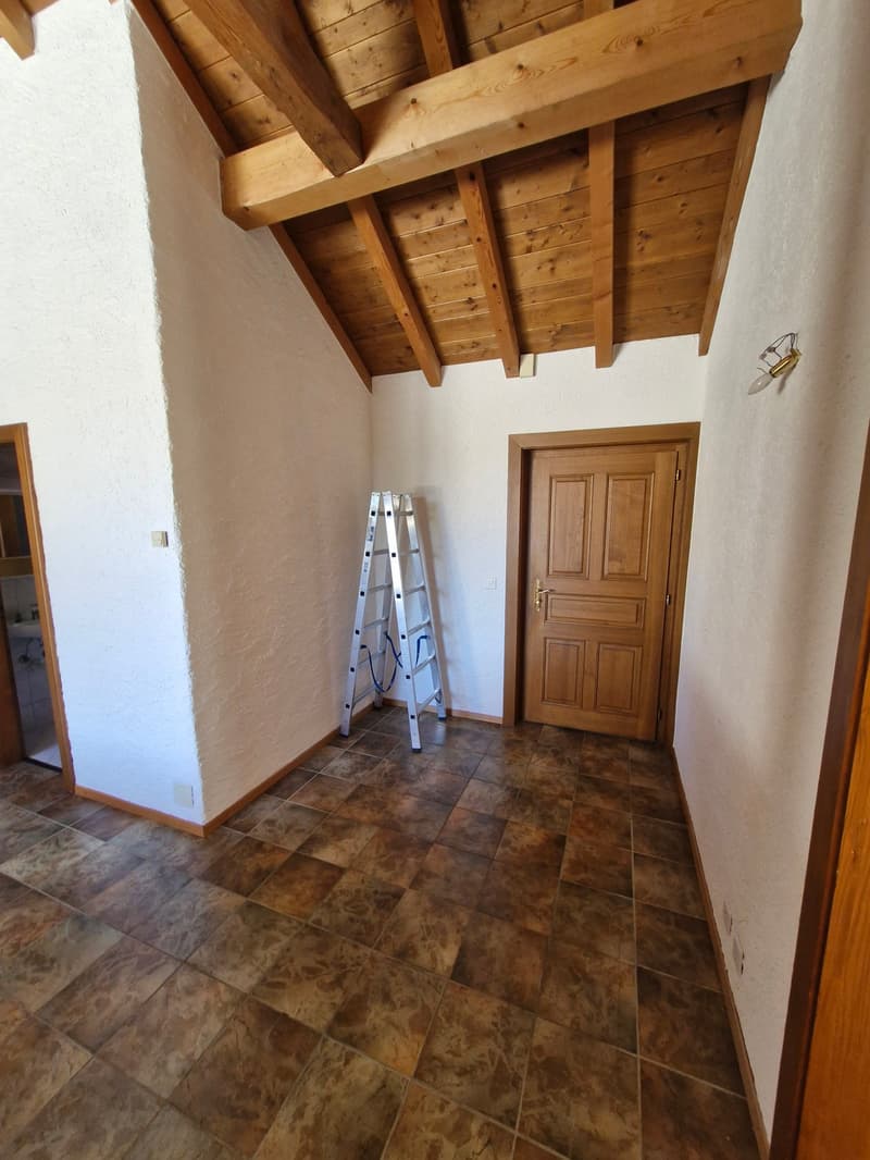 Charmant appartement de 3.5 pièces dans un cadre verdoyant (3)