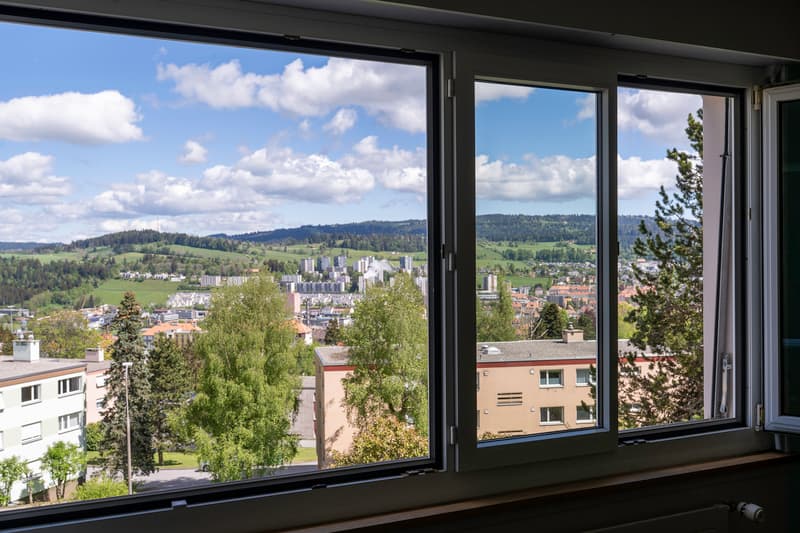 AU POINT-DU-JOUR, LA VILLE S'ÉVEILLE SOUS VOS YEUX (7)