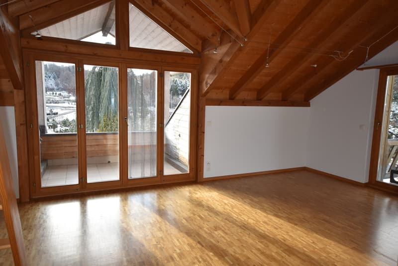 Charmante 4.5-Zimmer-Dachwohnung Heggidorn – Ruhige Lage mit herrlichem Ausblick (21)