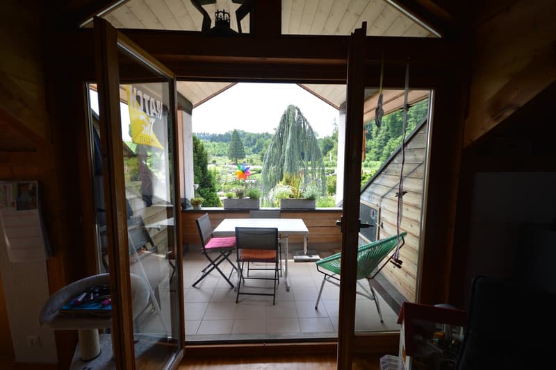 Charmante 4.5-Zimmer-Dachwohnung Heggidorn – Ruhige Lage mit herrlichem Ausblick (24)