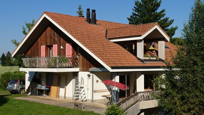 Charmante 4.5-Zimmer-Dachwohnung Heggidorn – Ruhige Lage mit herrlichem Ausblick (5)