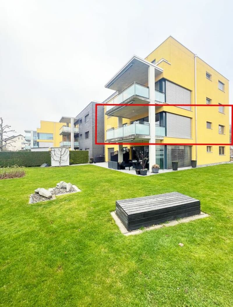 Appartement en propriété de 4,5 pièces au 1er étage à Suhr (2)