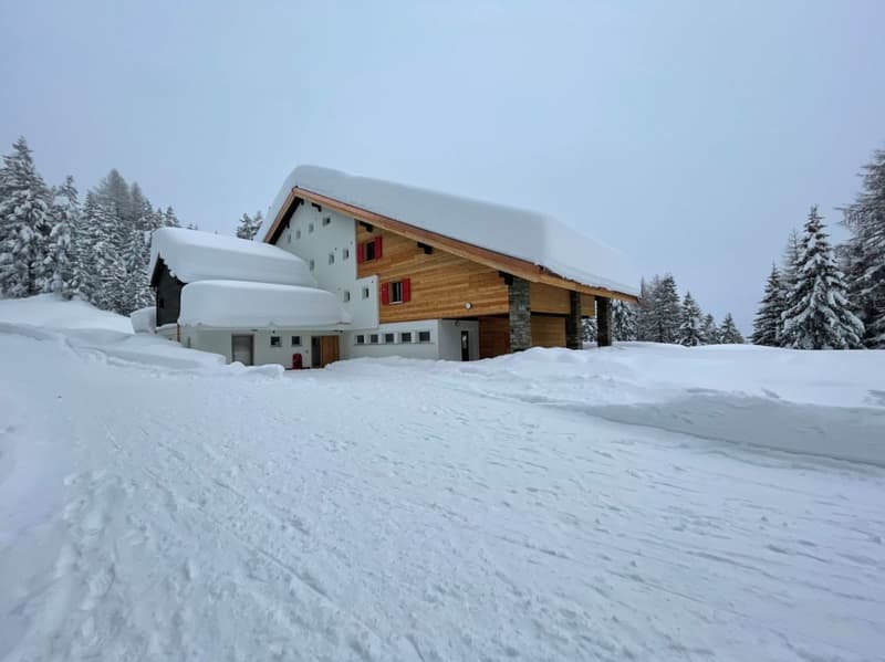Berghaus im Winter