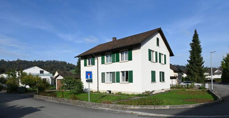 zu vermieten 4 Zi-Wohnung mit Essküche OG Kopie (2)