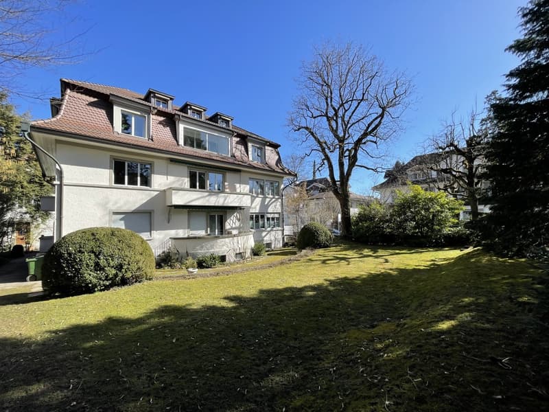 Charmante 4.5-Zimmer-Wohnung mit Balkon an ruhiger Lage in Bern (2)
