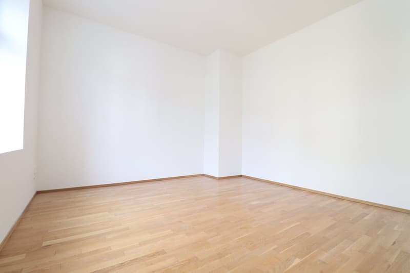 Charmante 1.5-Zimmer-Wohnung im Herzen von Herisau (3)