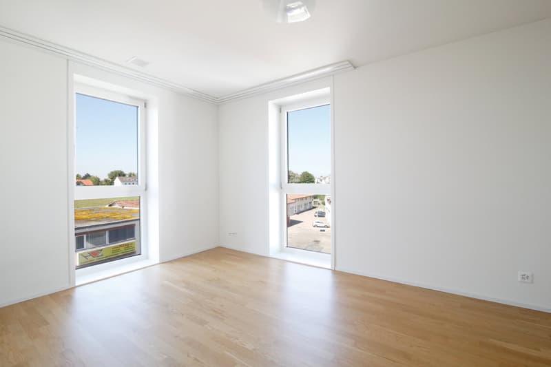 Modern 3.5-room apartment with loggia in the heart of Wil (6)