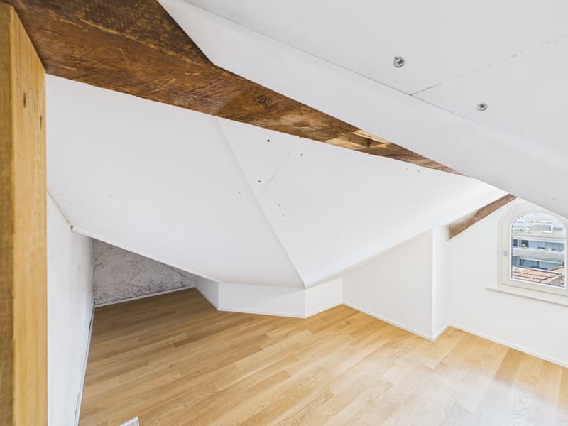 Charmant appartement de 1,5 pièces dans un immeuble ancien au 5e étage à Wil SG – situation calme avec belle vue (6)