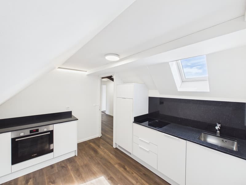 Charming 3.5-room attic apartment in Romanshorn – available immediately! (6)