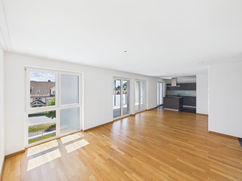 Helle 4.5-Zimmer-Wohnung mit Balkon in Eggersriet – sofort verfügbar! (2)
