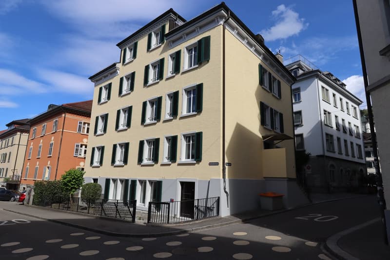 Appartement de 3,5 pièces rénové à neuf au cœur de St. Gallen (10)