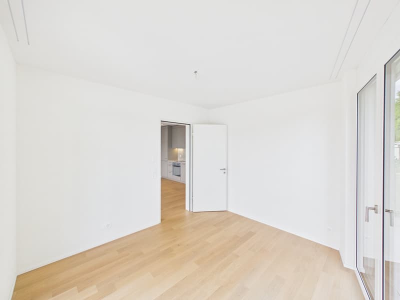 Moderne 2.5-Zimmerwohnung mit 14m2 Balkon (9)