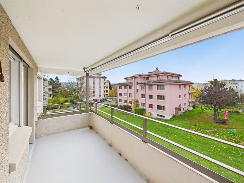 Sonnige 4.5-Zimmer-Wohnung mit Balkon in Arbon (10)