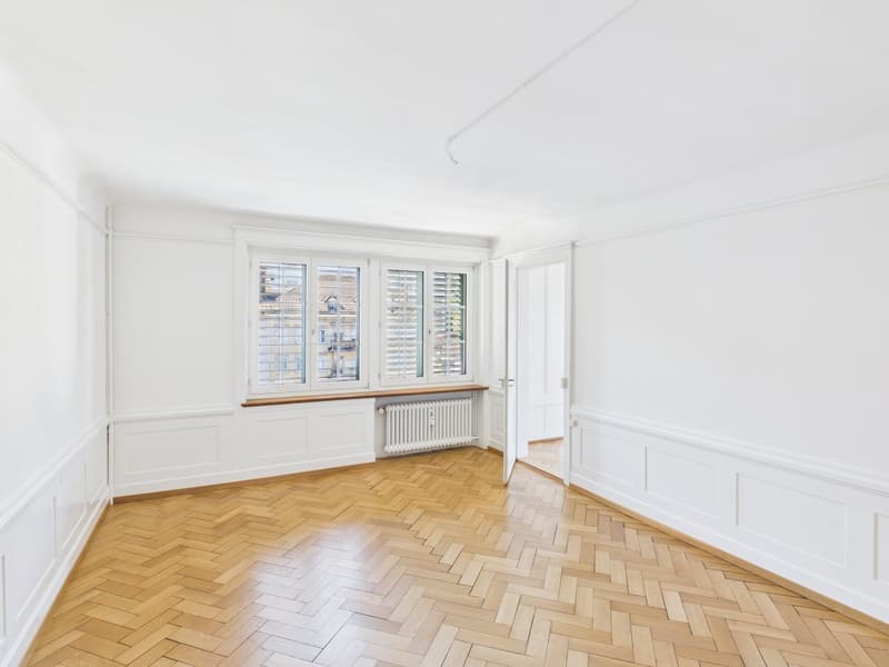 Charmante 4.5-Zimmer-Altbauwohnung mit Balkon im Herzen von St. Gallen (3)
