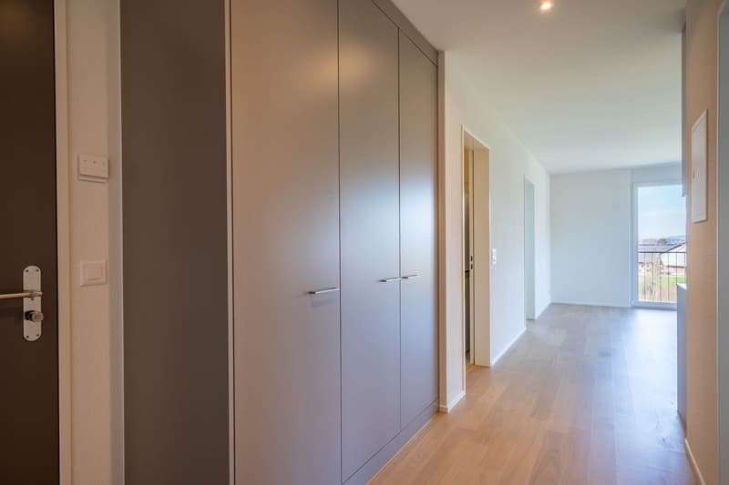 Neuwertige 3.5-Zimmer-Wohnung (6)