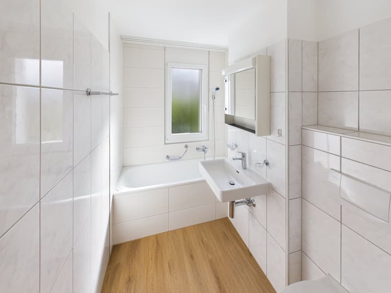 Renoviert 4.5-Zimmer-Maisonette-Wohnung in Eggersriet – 2 Terrassen! (4)