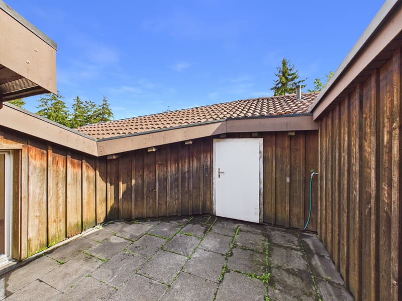 Grosszügige 6-Zimmer-Dachwohnung an ruhiger Lage in Uzwil (19)
