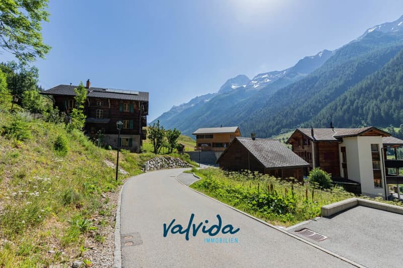 Building plot in Kippel with a view of the Bietschhorn (3)