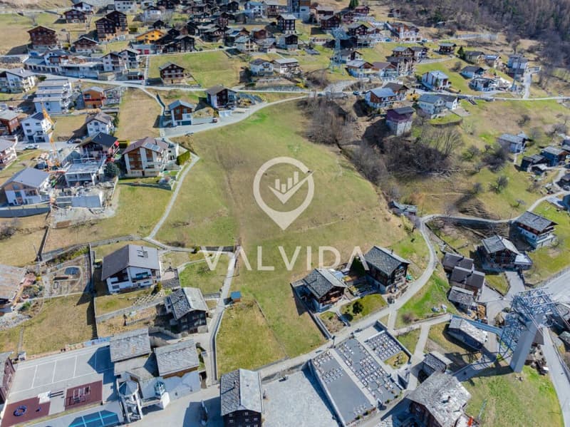Land for construction in Staldenried - Your dream of owning a home in the midst of the mountains (1)