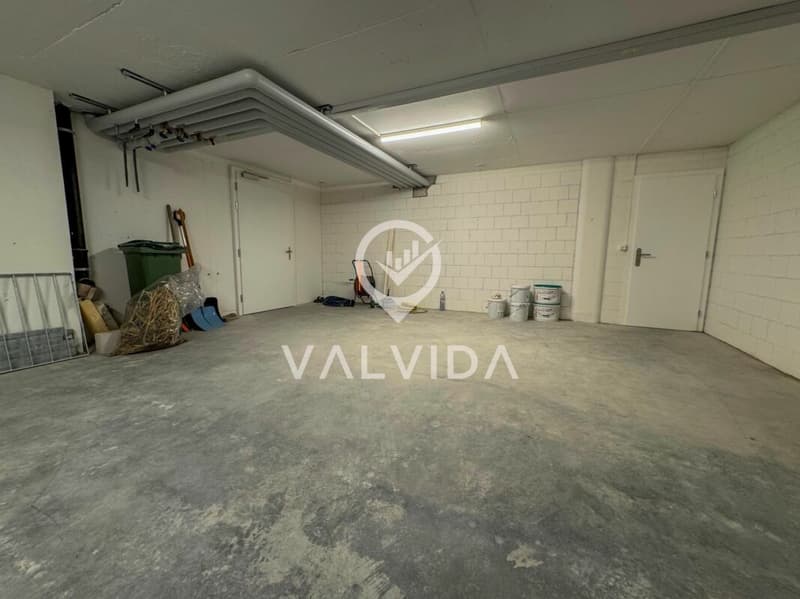 Warehouse or hobby room for rent (6)